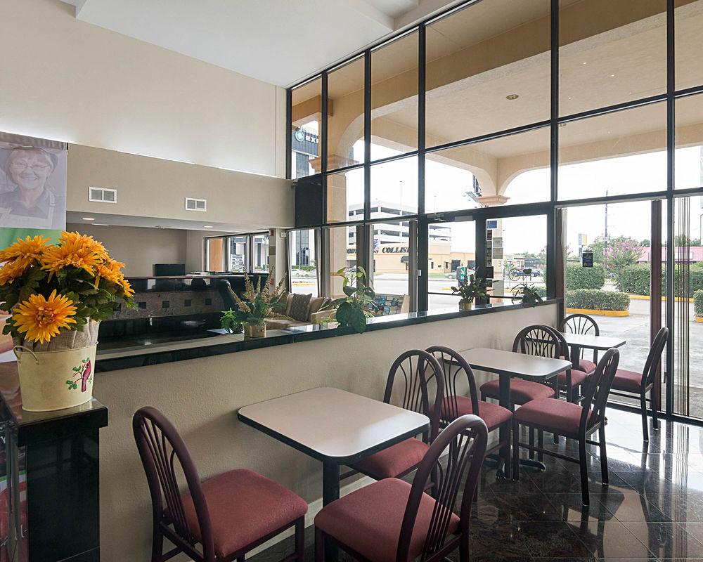 Econo Lodge Inn & Suites West - Energy Corridor Houston Luaran gambar