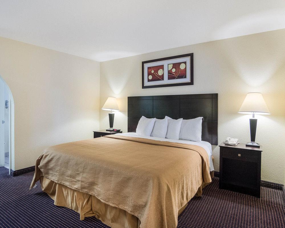 Econo Lodge Inn & Suites West - Energy Corridor Houston Luaran gambar